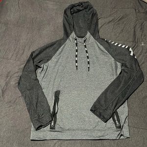 Men’s size medium gray, American Eagle hoodie!
